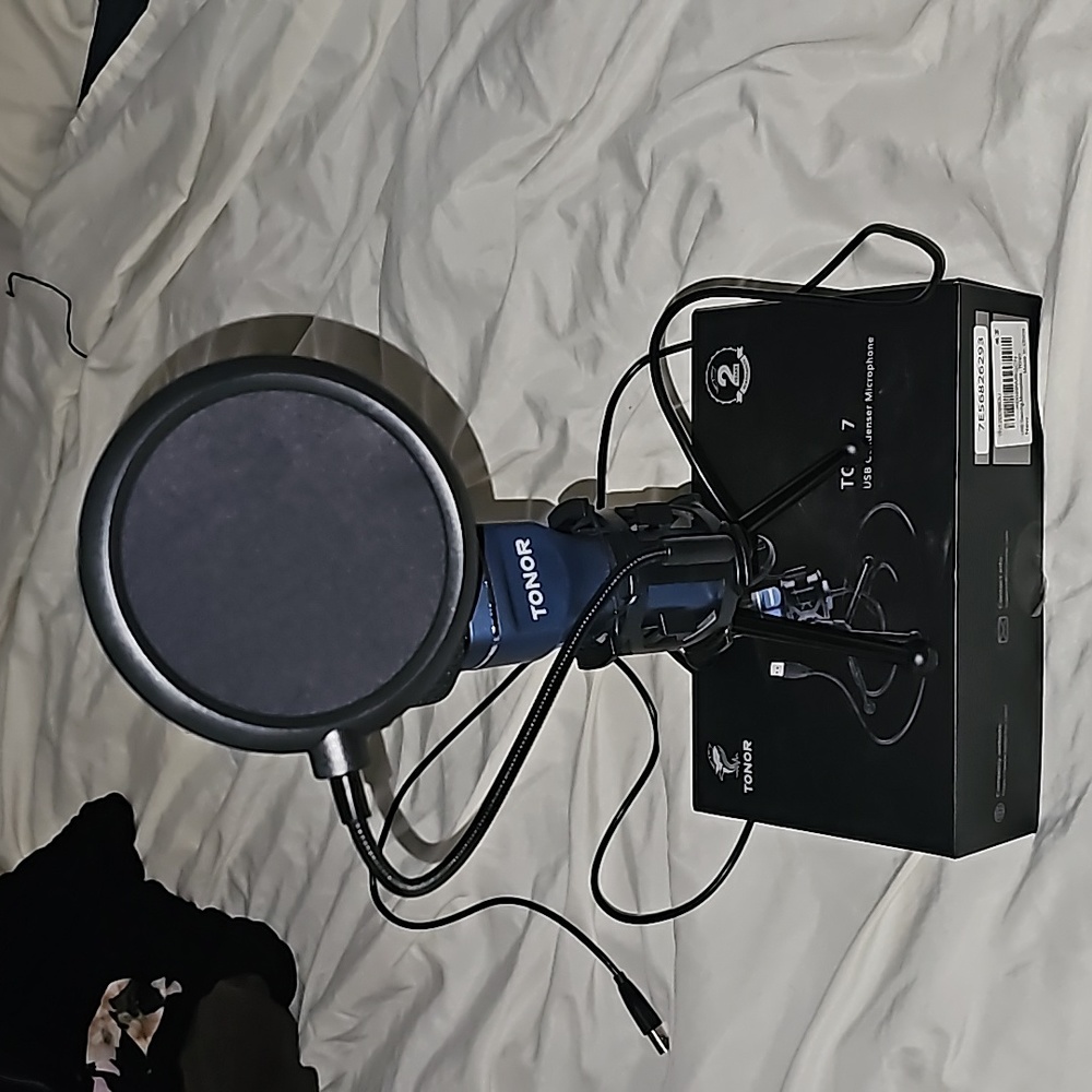 USB condenser microphone